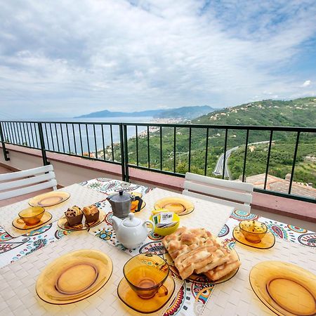 Beautiful Tigullio Apartment Lavagna Bagian luar foto