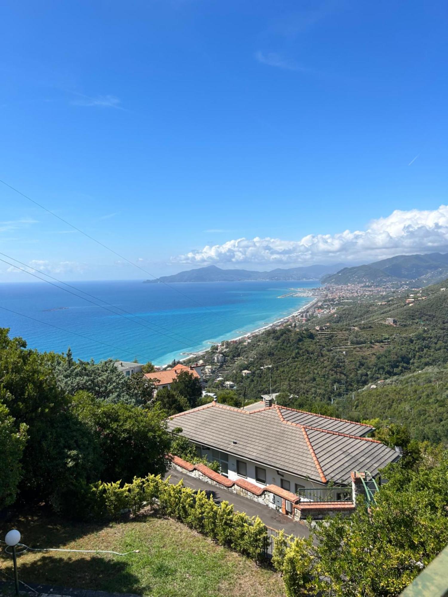 Beautiful Tigullio Apartment Lavagna Bagian luar foto